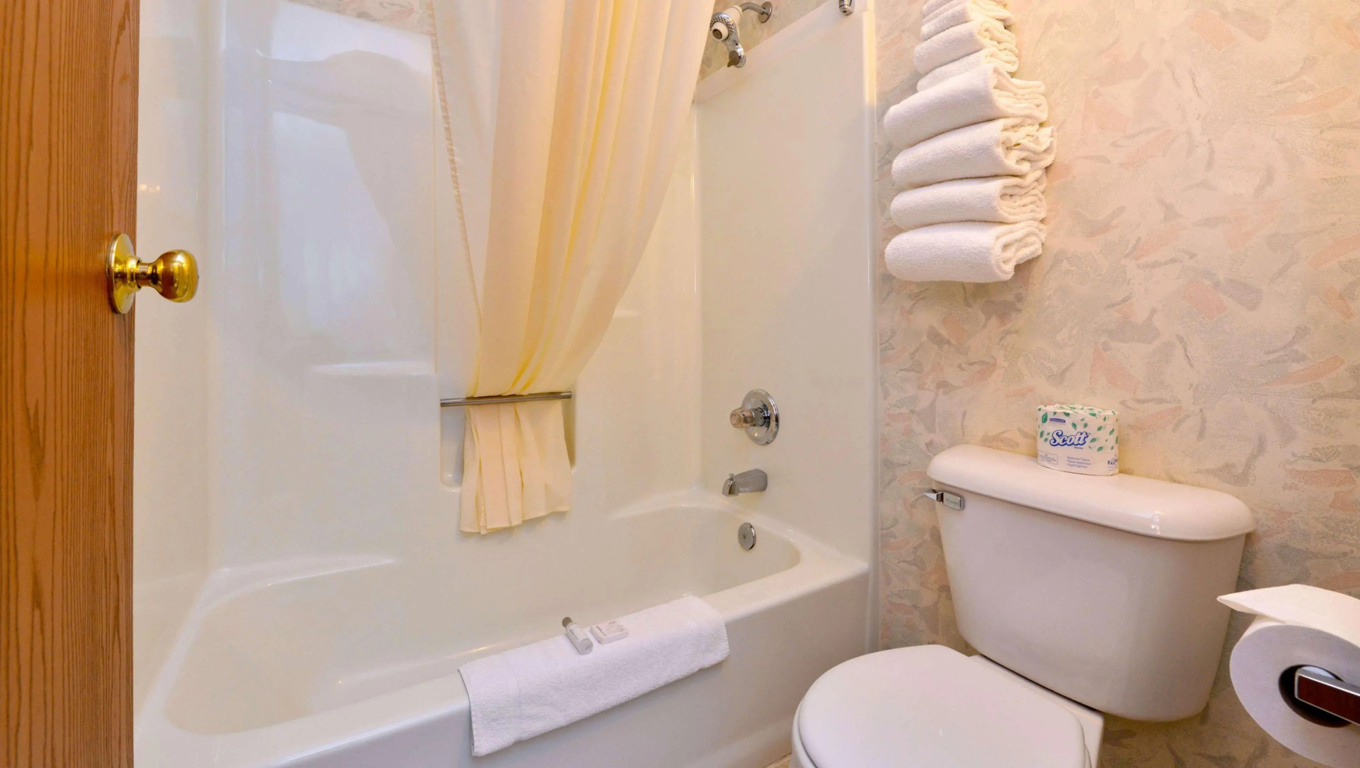 Magnuson Hotel Country Inn