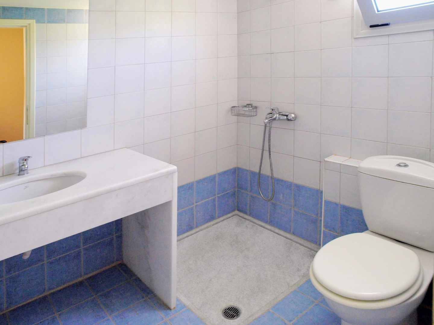 Mirabella Apartments