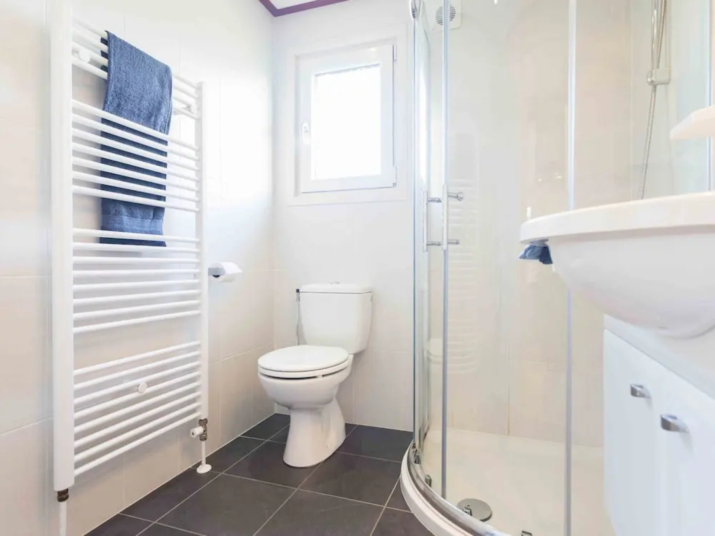 Comfortable Chalet With Dishwasher, sea at 3.5 km, in Egmond