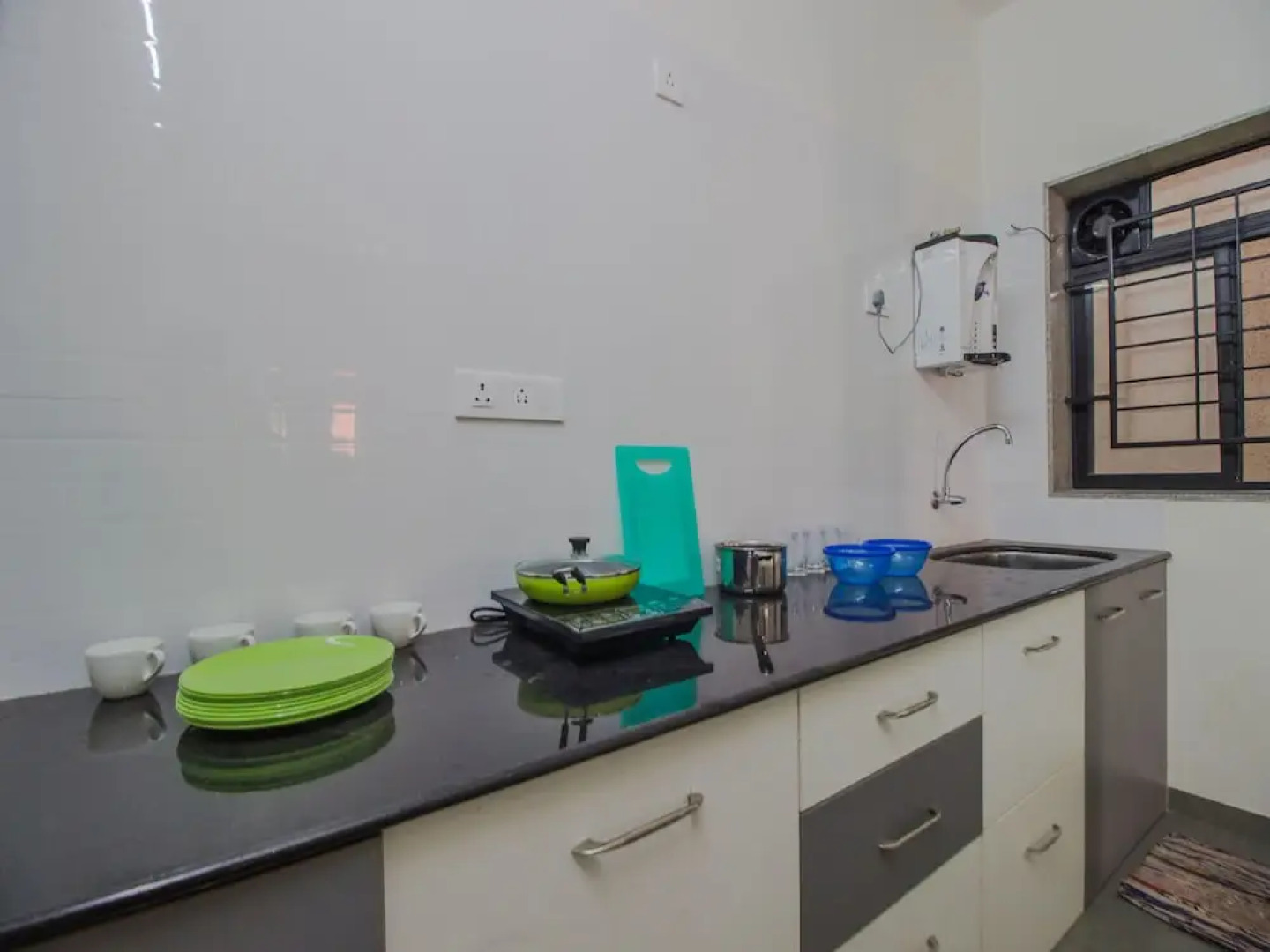 OYO 11448 Home Elegant 3BHK With Pool in Old Goa