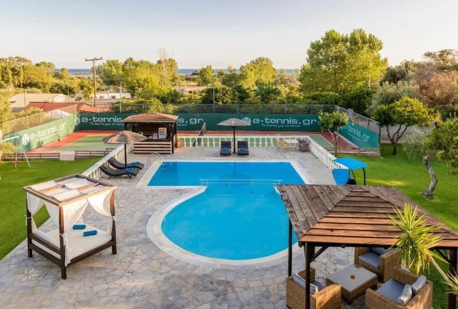 Villa Maxim with Private Pool & Tennis Court