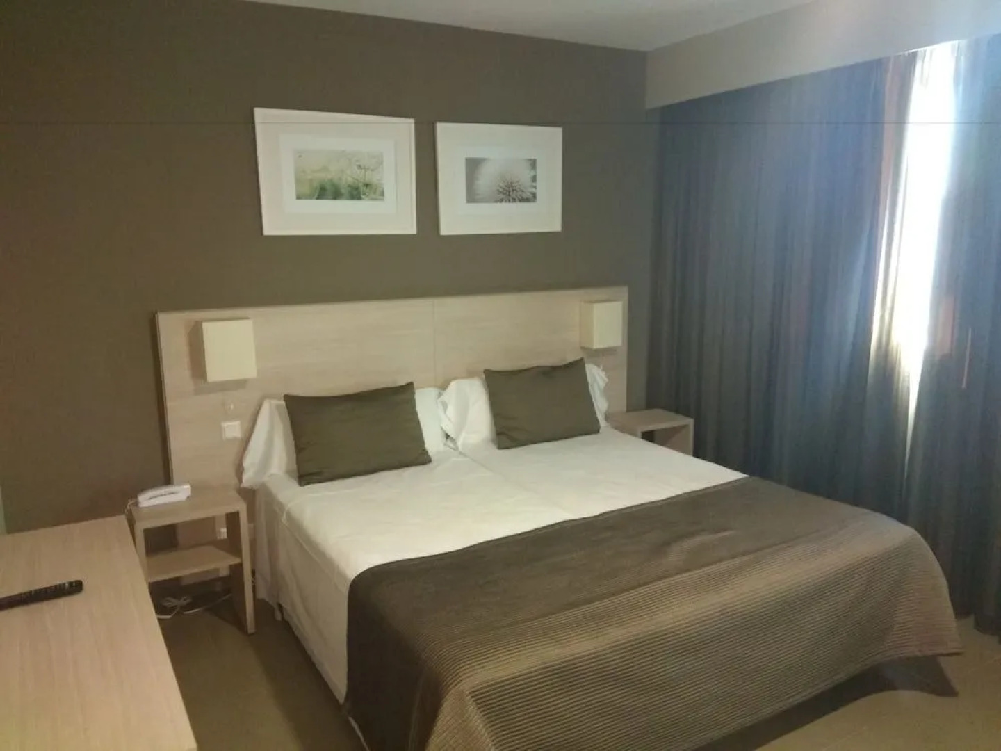 Balneario De Gravalos