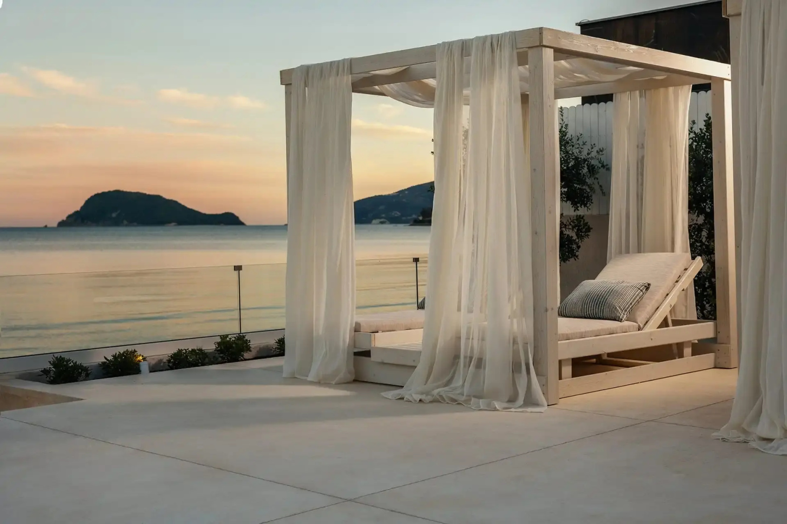 Salty Angel Sea Front Villa