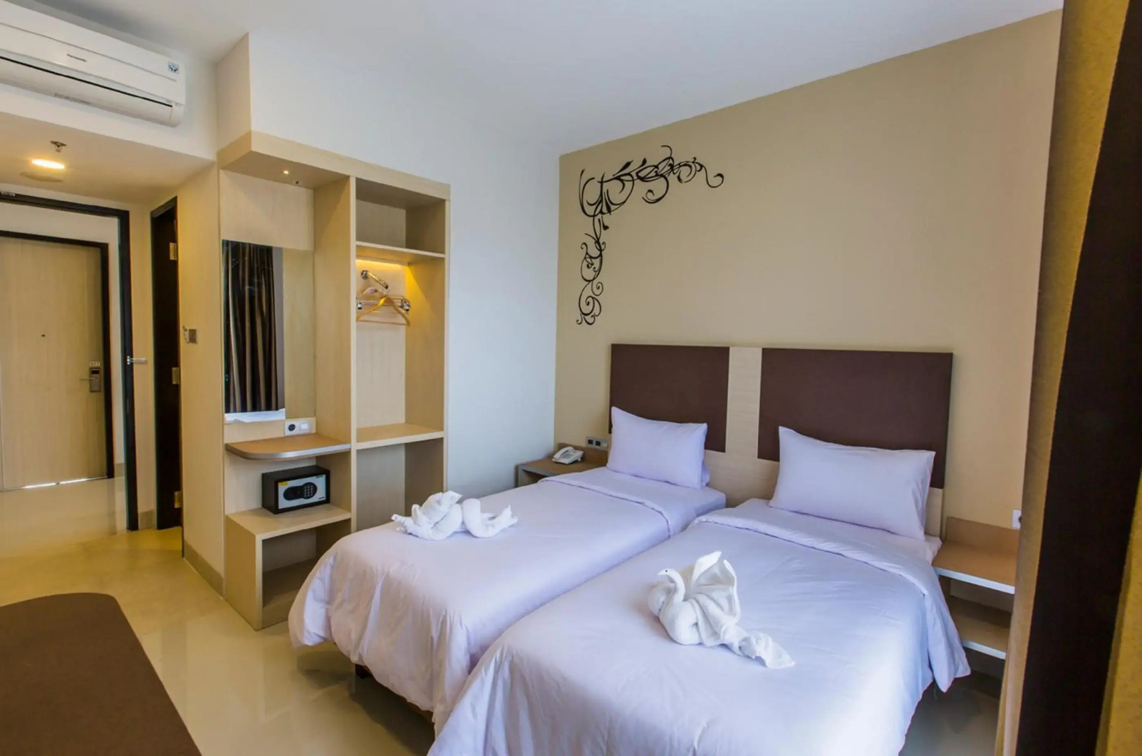 Sparks Odeon Sukabumi - Artotel Curated
