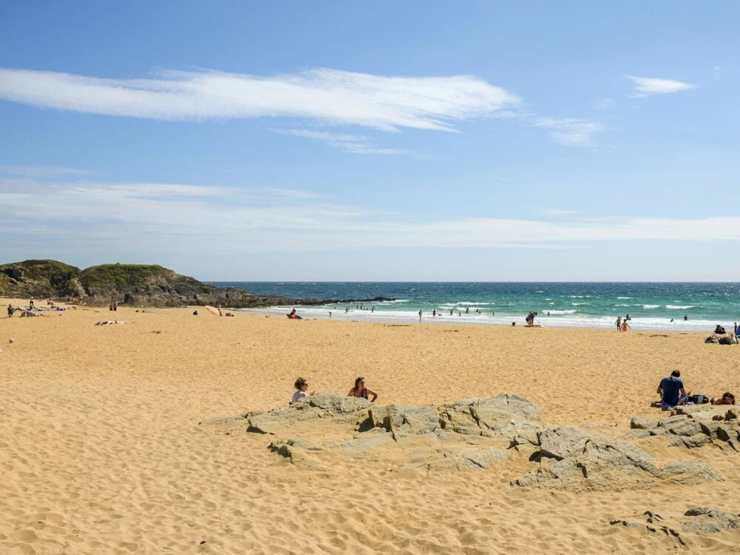 Charming Sea View Apartment in Lozen