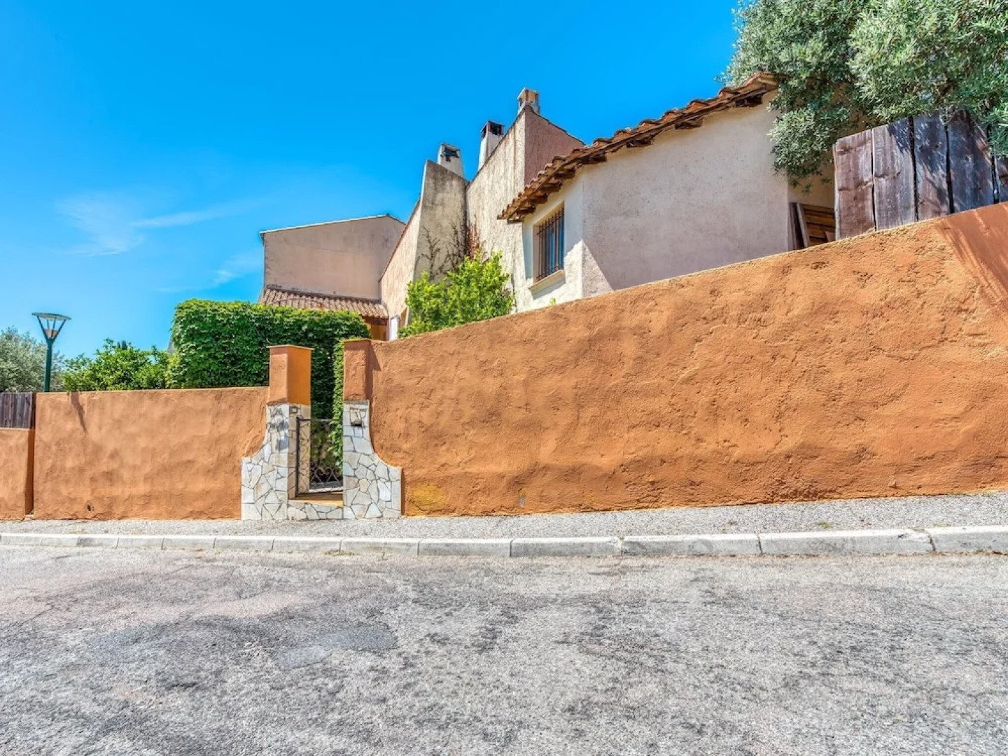 Cozy Holiday Home in Cogolin with Private Pool