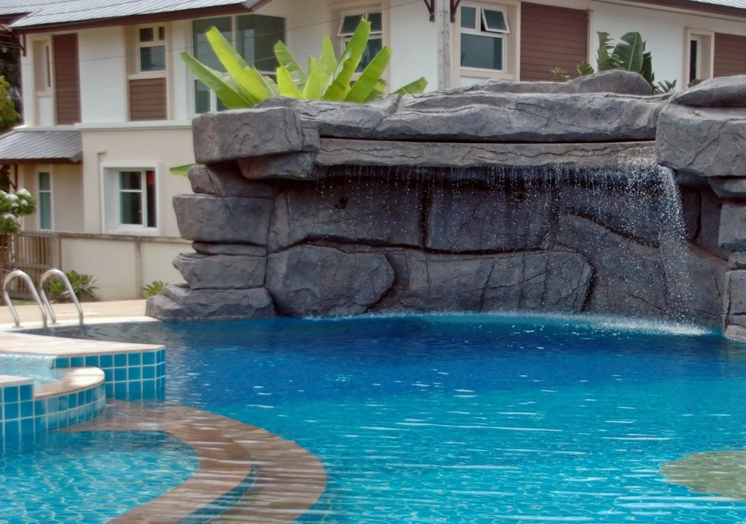 Baan Faa Talaychan Resort