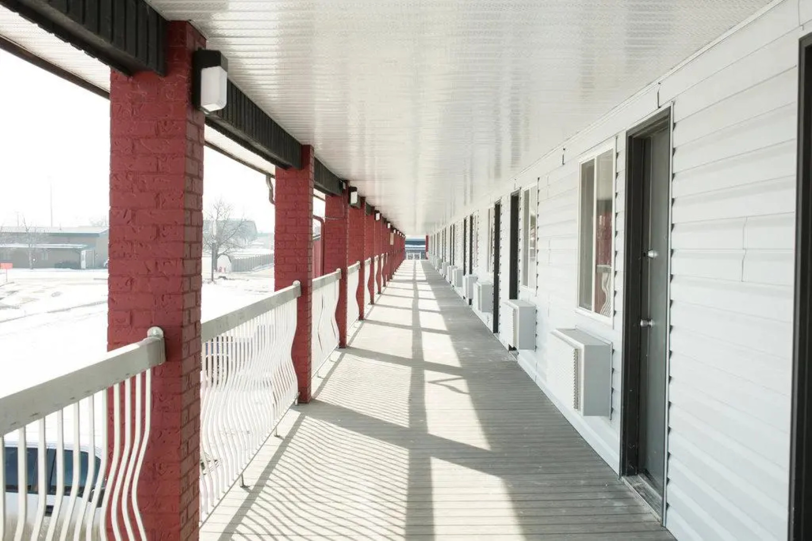 Medicine Hat Inn & Suites