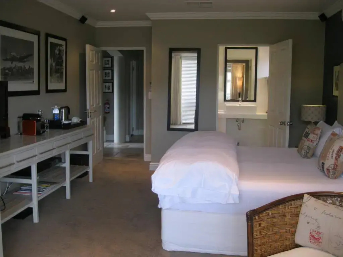 Pictures Boutique Hotel