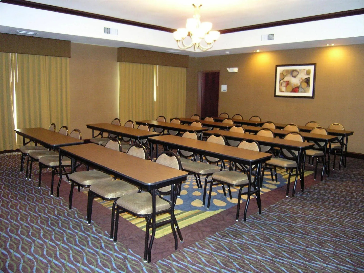 Holiday Inn Express & Suites Belle Vernon by IHG