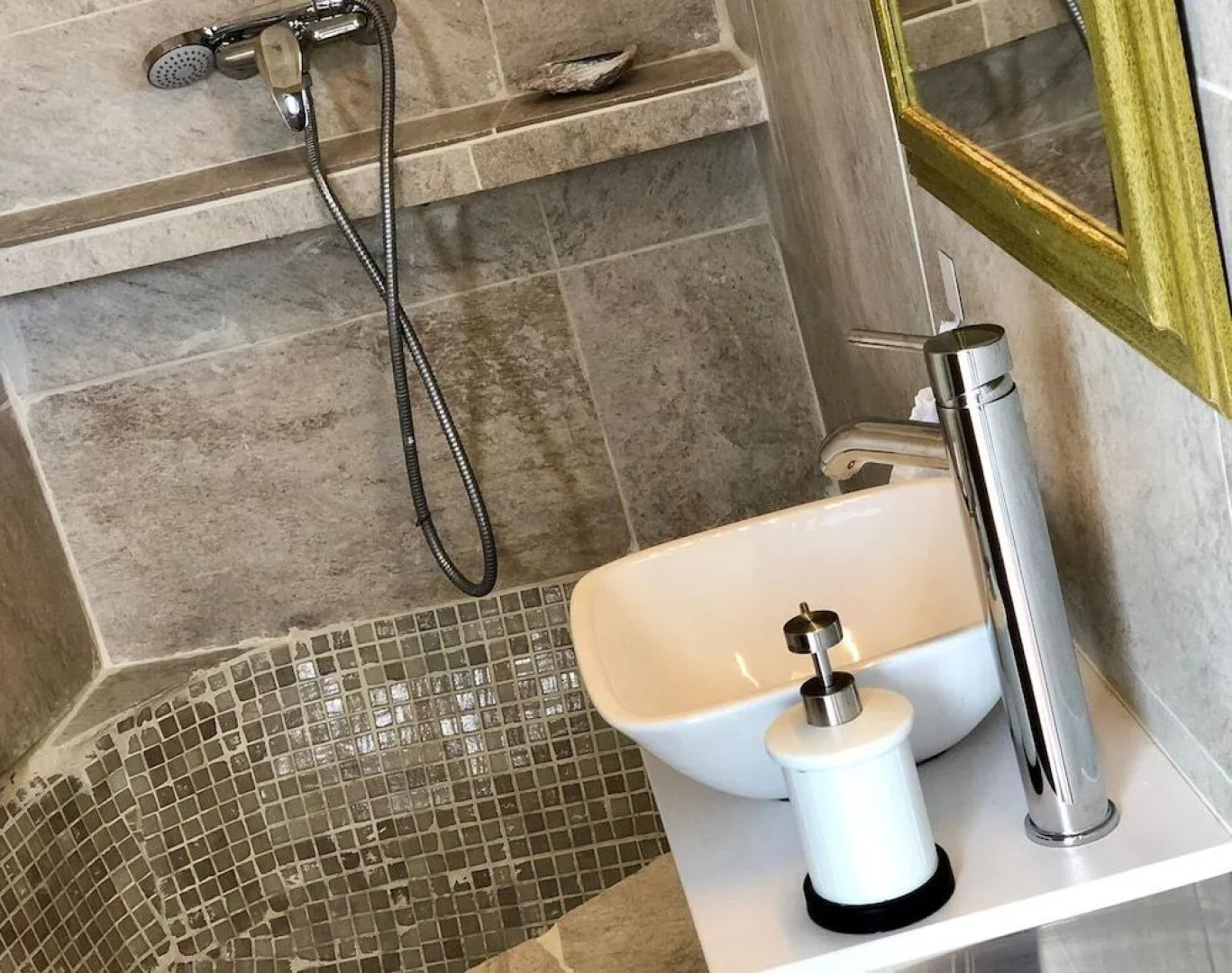 Casa Caimari Guest House