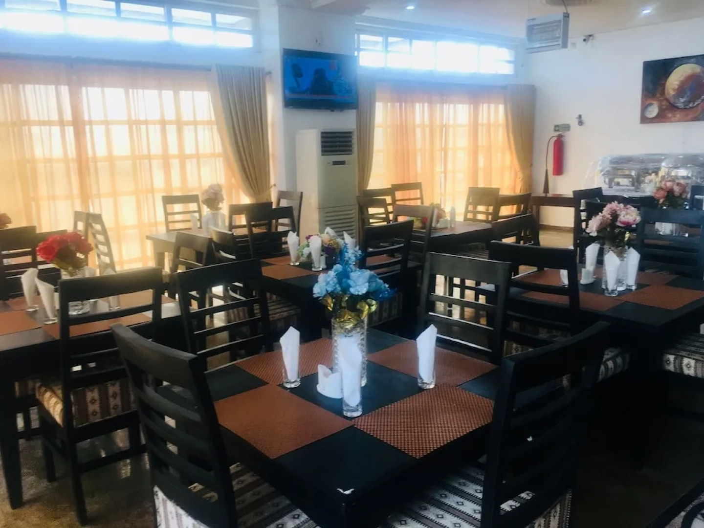 Banex Hotel and Suites