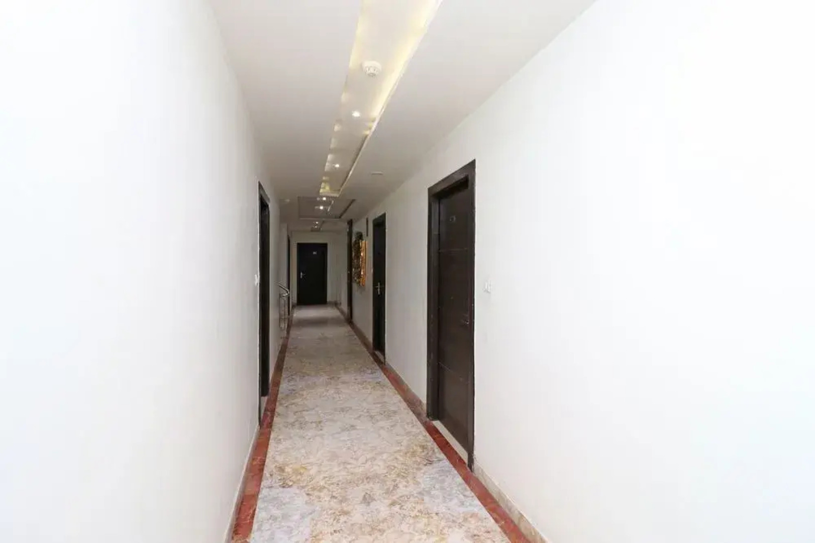 OYO 9993 Hotel Idea Inn