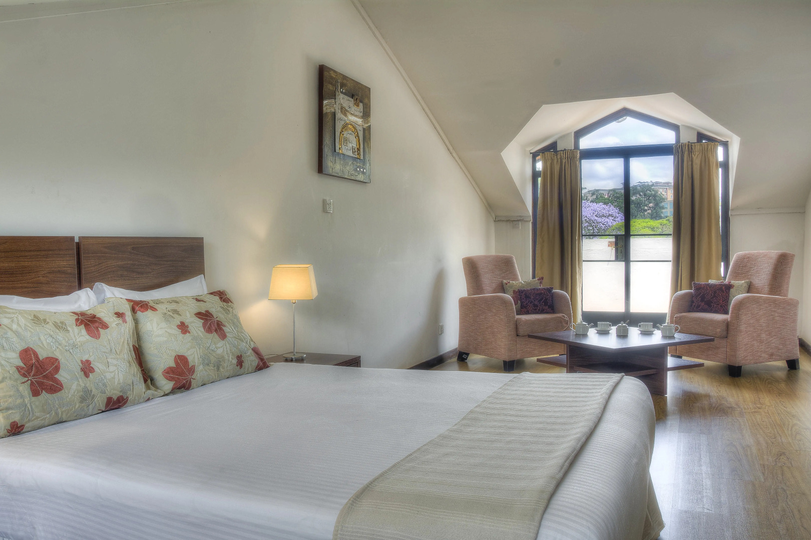 Heri Heights Hotel Apartments, SureStay Collection by BW