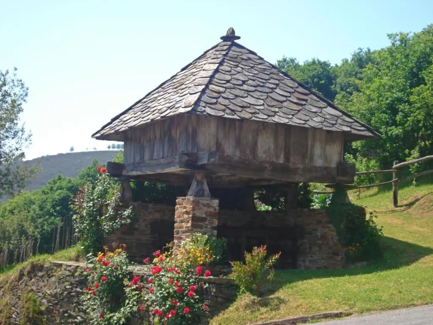Apartamentos Rurales Casa Riveras