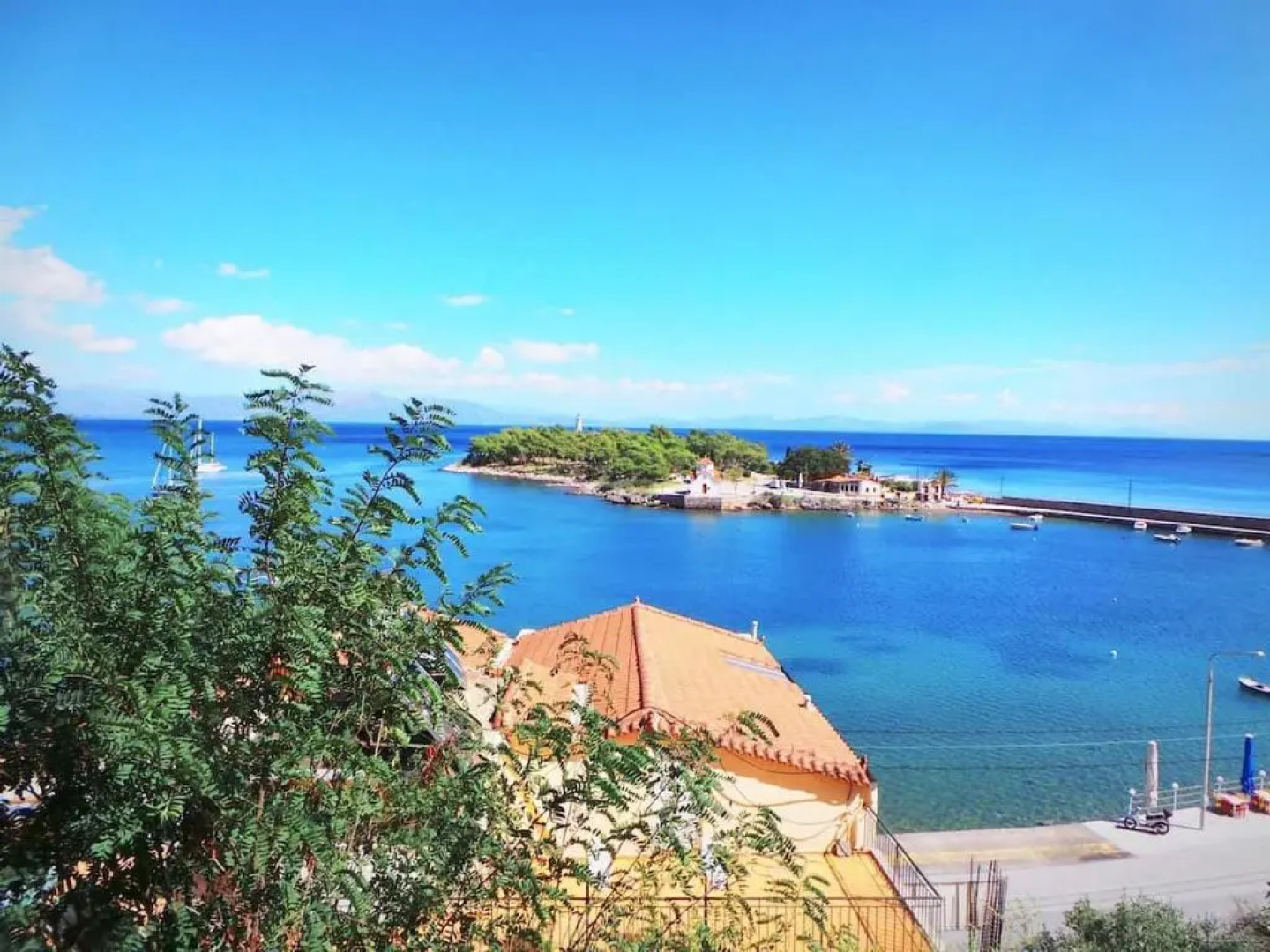 Gytheio Retreat, Panoramic Sea View apartment