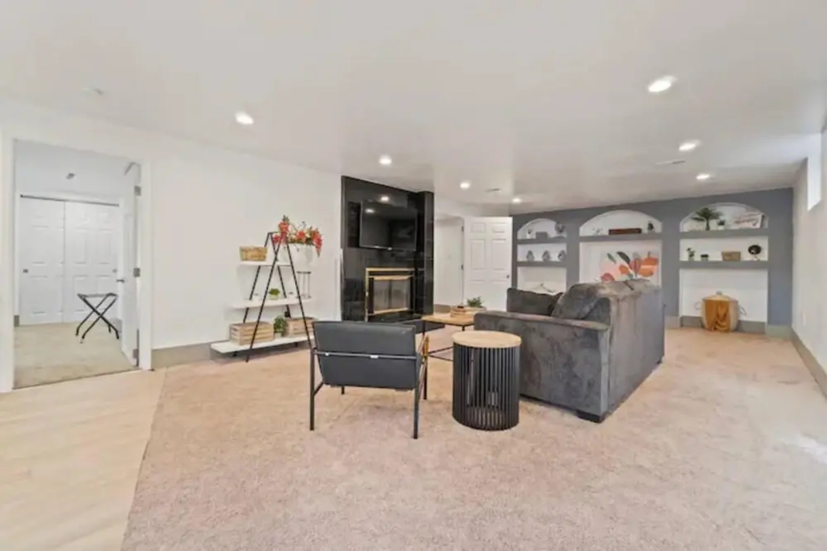 Retreat in Vibrant Westminster 4BR Hot Tub