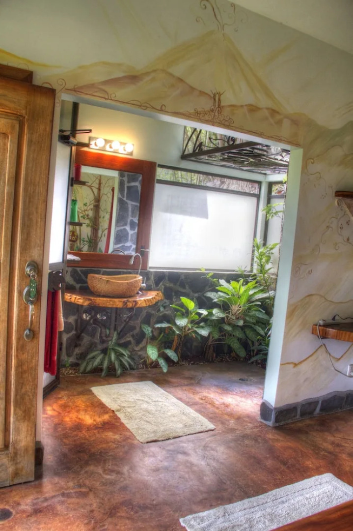 Gingerbread Hotel and Restaurant