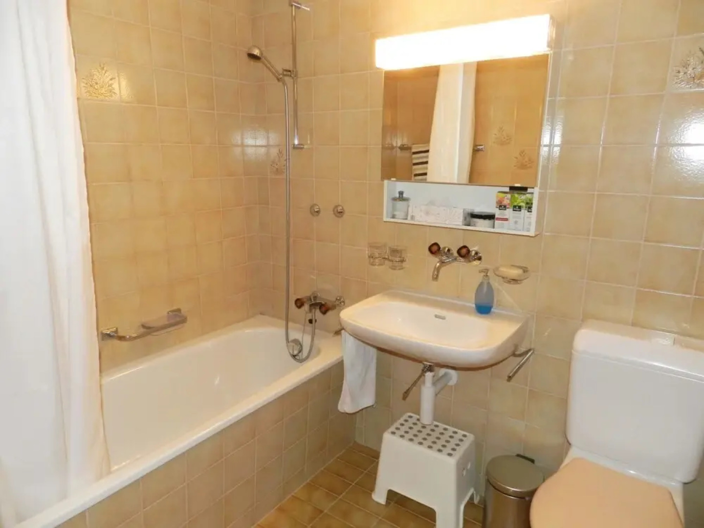 H Beli Zweisimmen in Zweisimmen