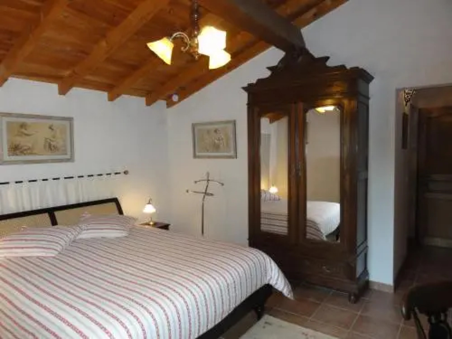 Chambres dHôtes de Charme du Château de Missandre