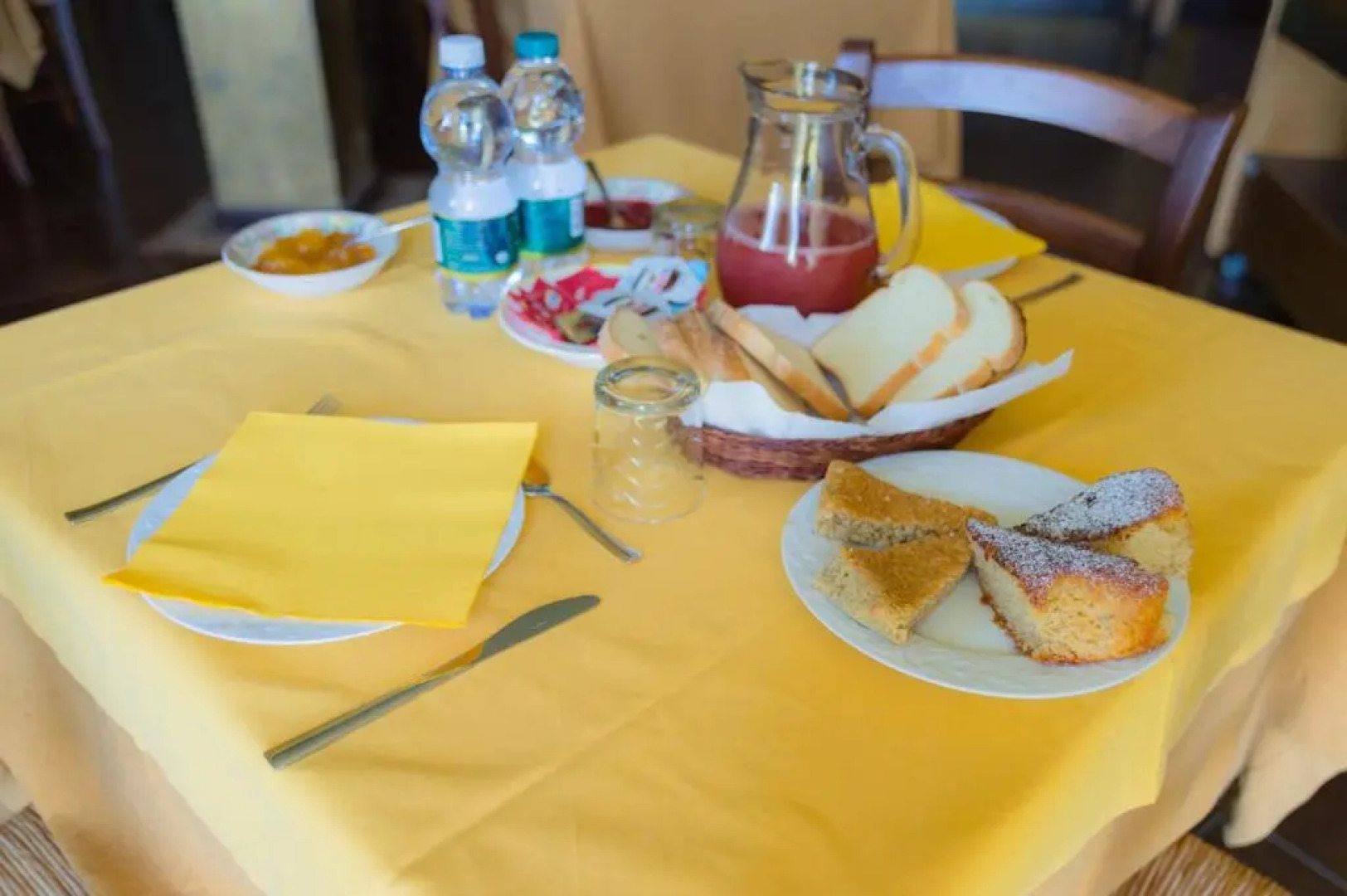 AllOmbra del Castello