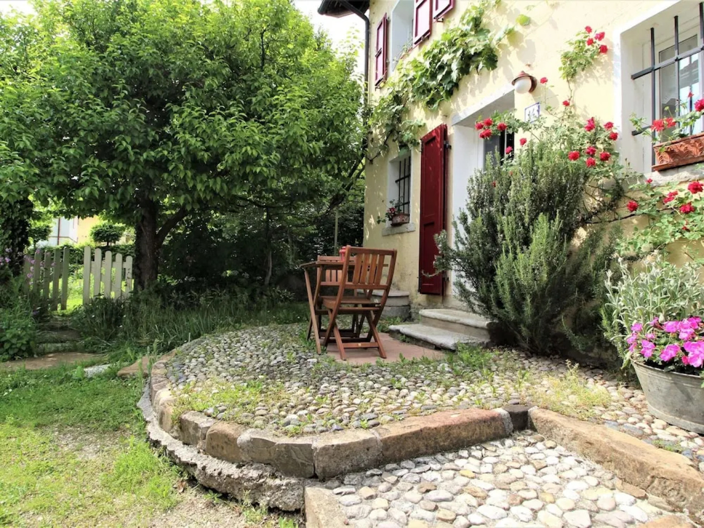 Belvilla by OYO Casetta Delle Rose