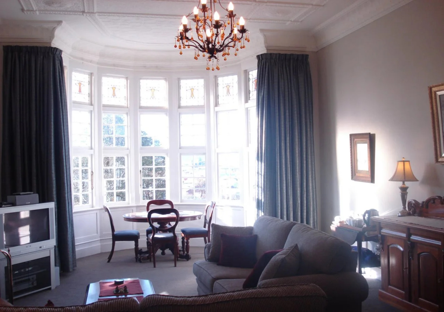 Hazel House Boutique Bed & Breakfast