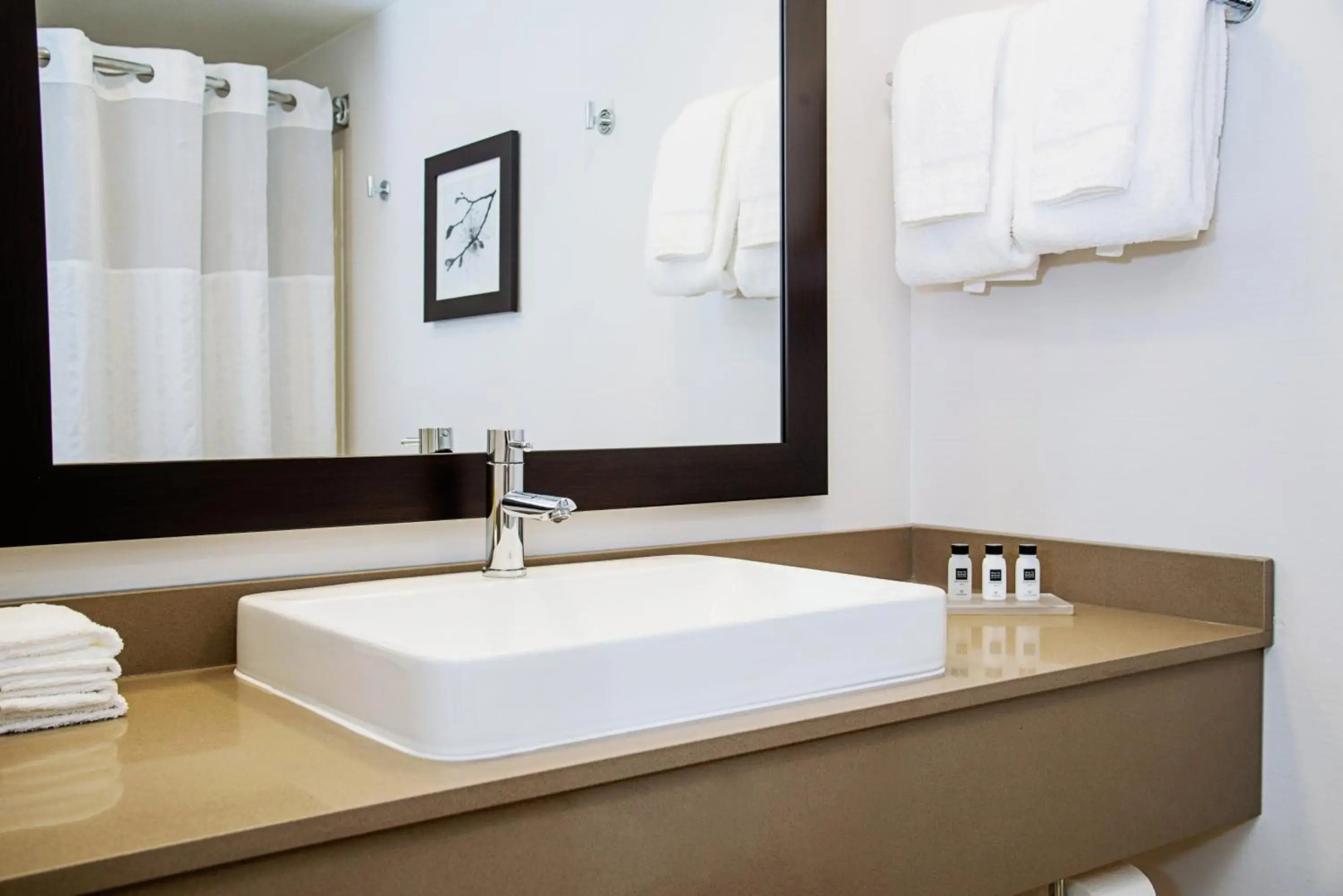 Country Inn & Suites by Radisson, Milwaukee West (Brookfield), WI