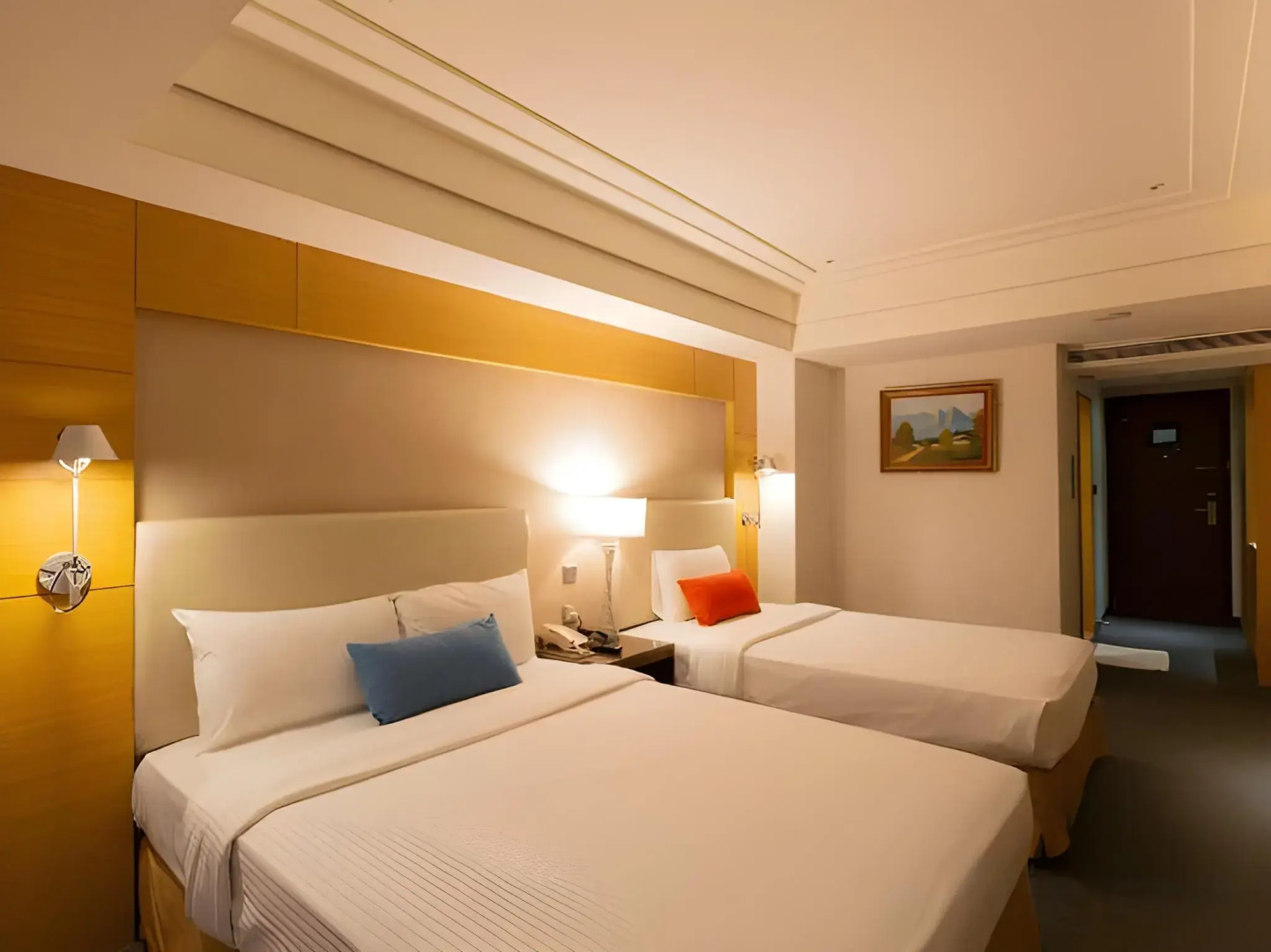 Ever Delightful Business Hotel