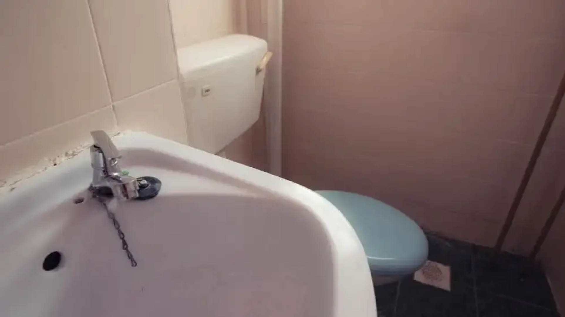 Holidayhome 45A Taman Desa Pangkor