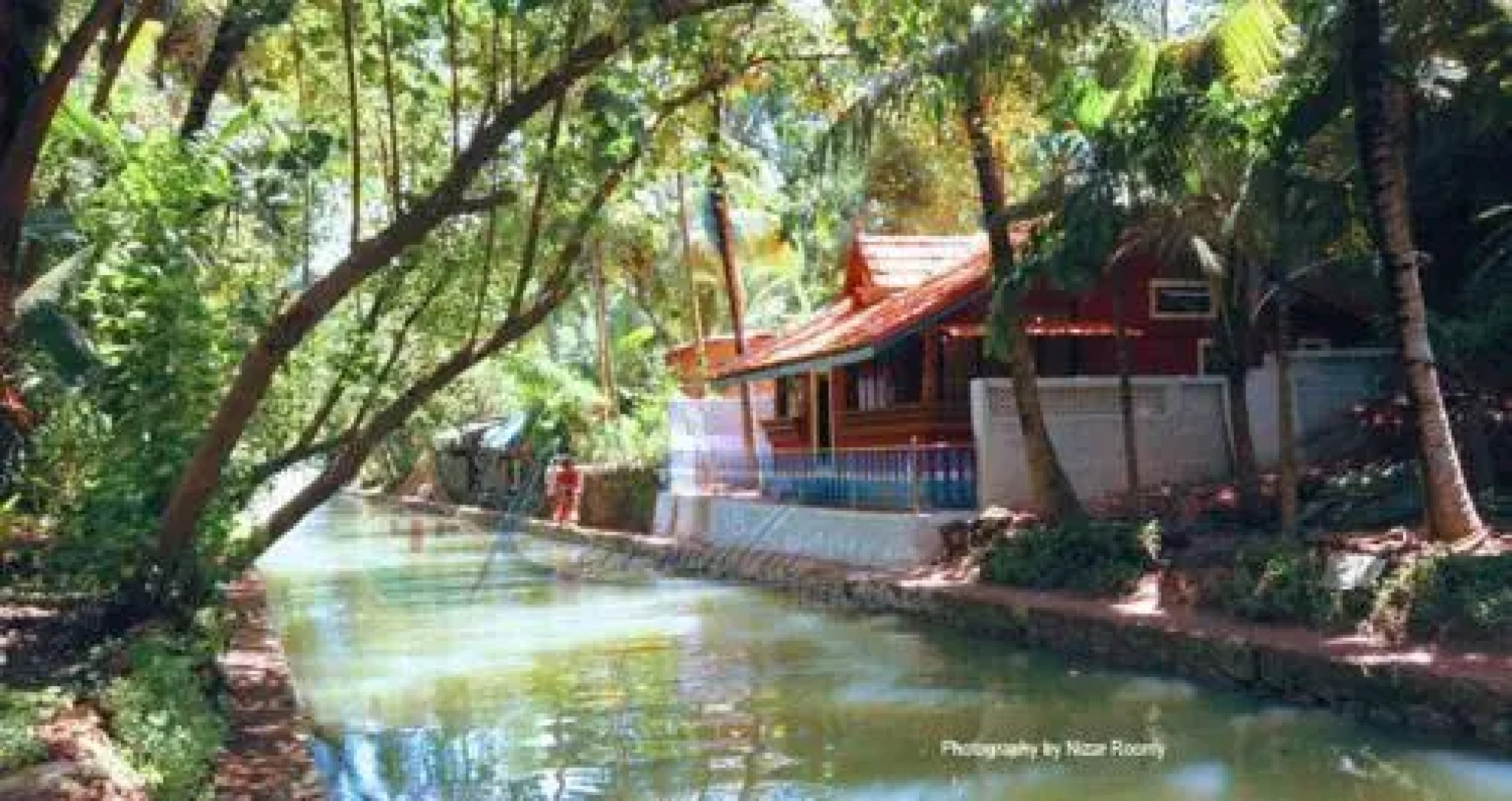 Roomys Nest Ashtamudi Homes