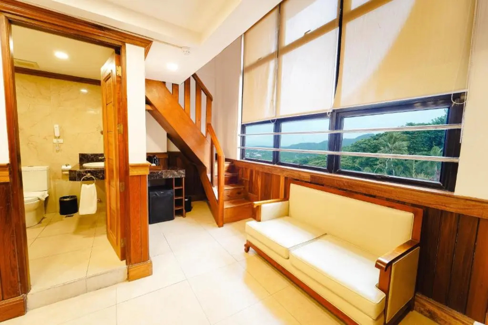 Sol Y Viento Mountain Hot Springs Resort