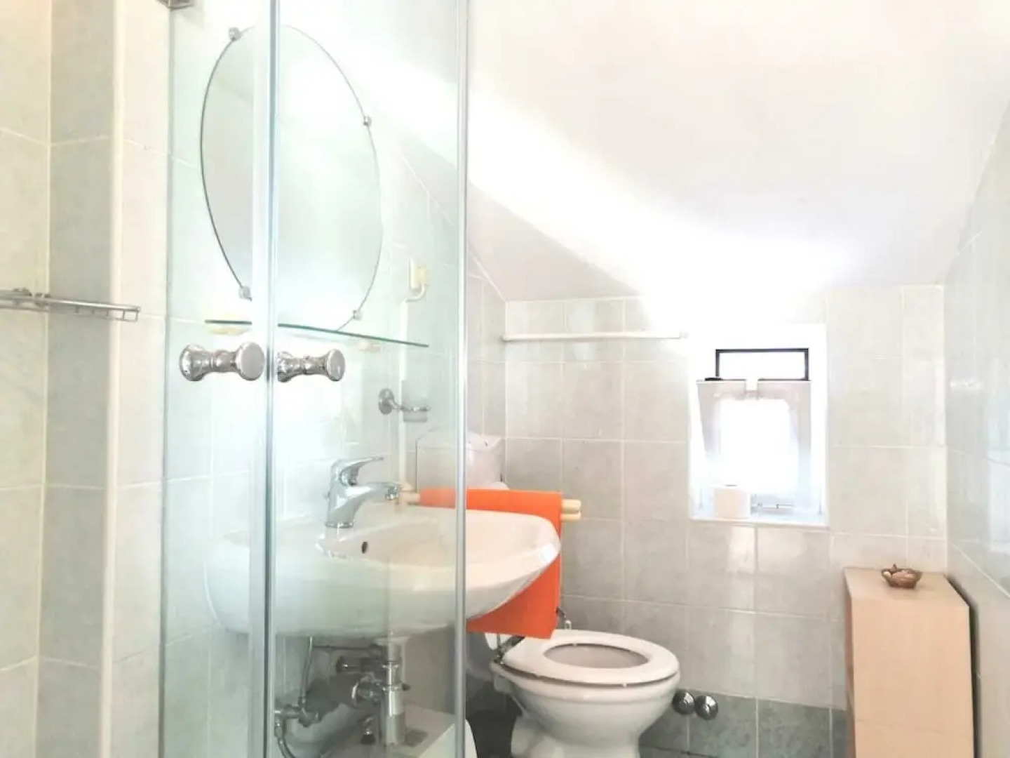 Family Apartment with Spatious Terrace