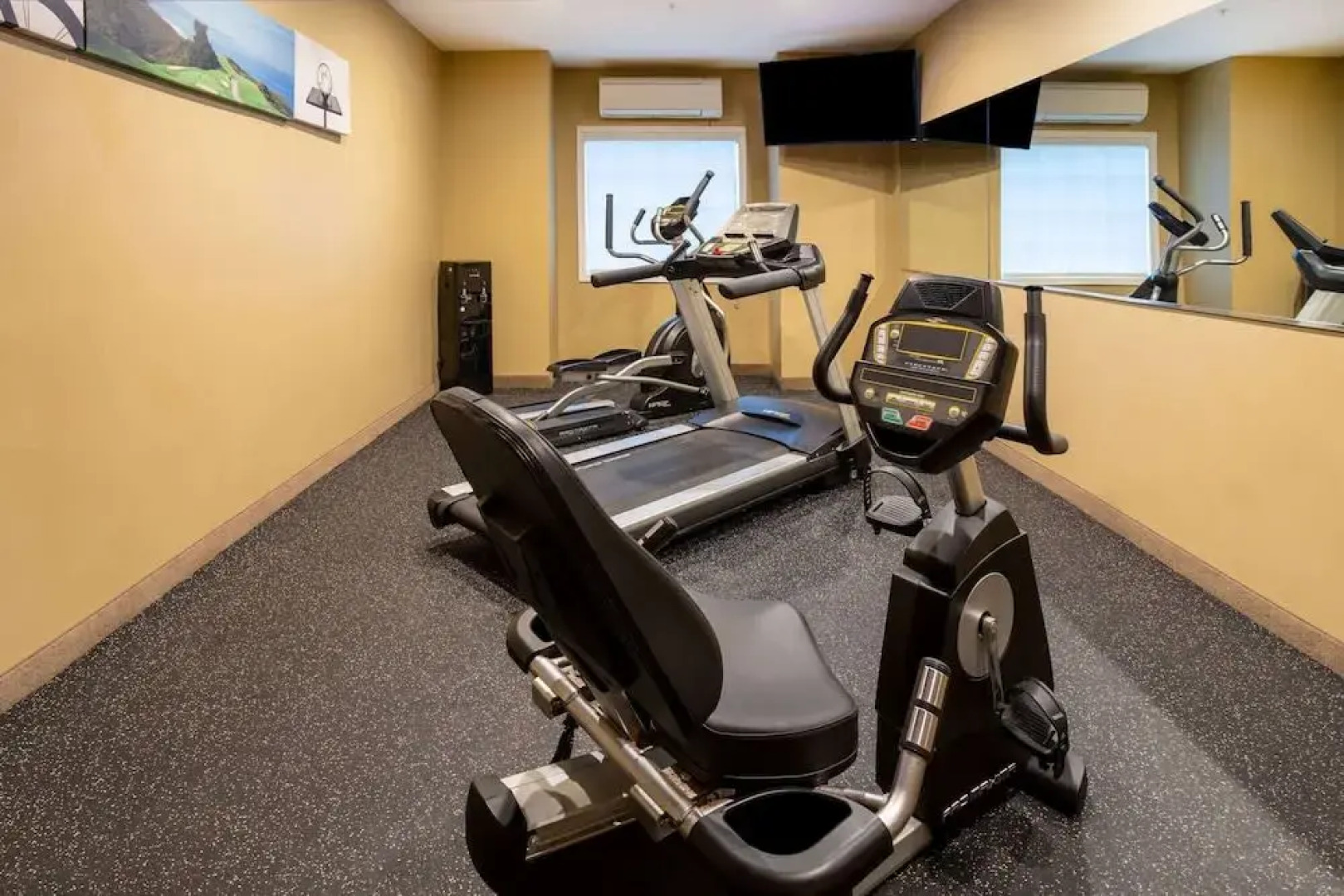 Microtel Inn & Suites by Wyndham Salisbury