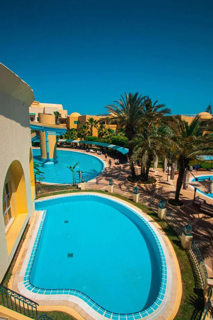 Suites hotel les charmilles & spa