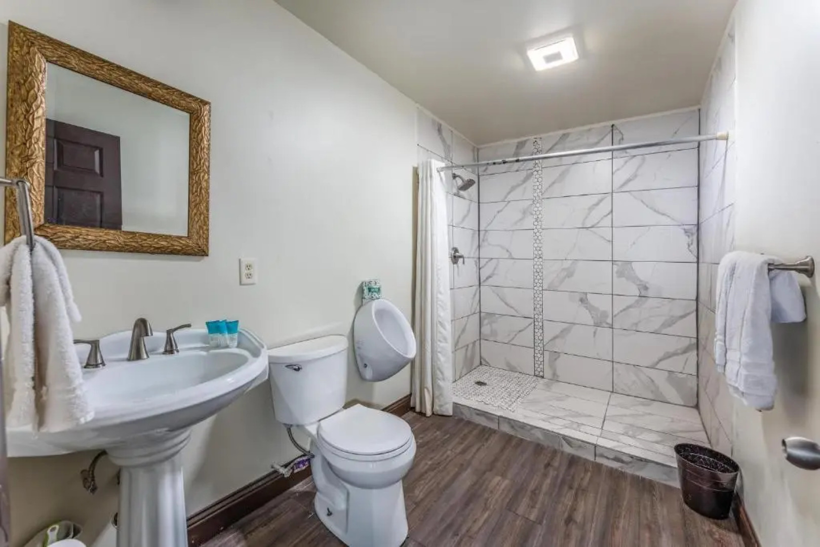 Mountain Trail Lodge & Vacation Rentals