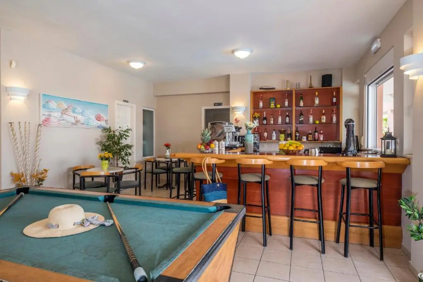 Theos Holidays Apartments