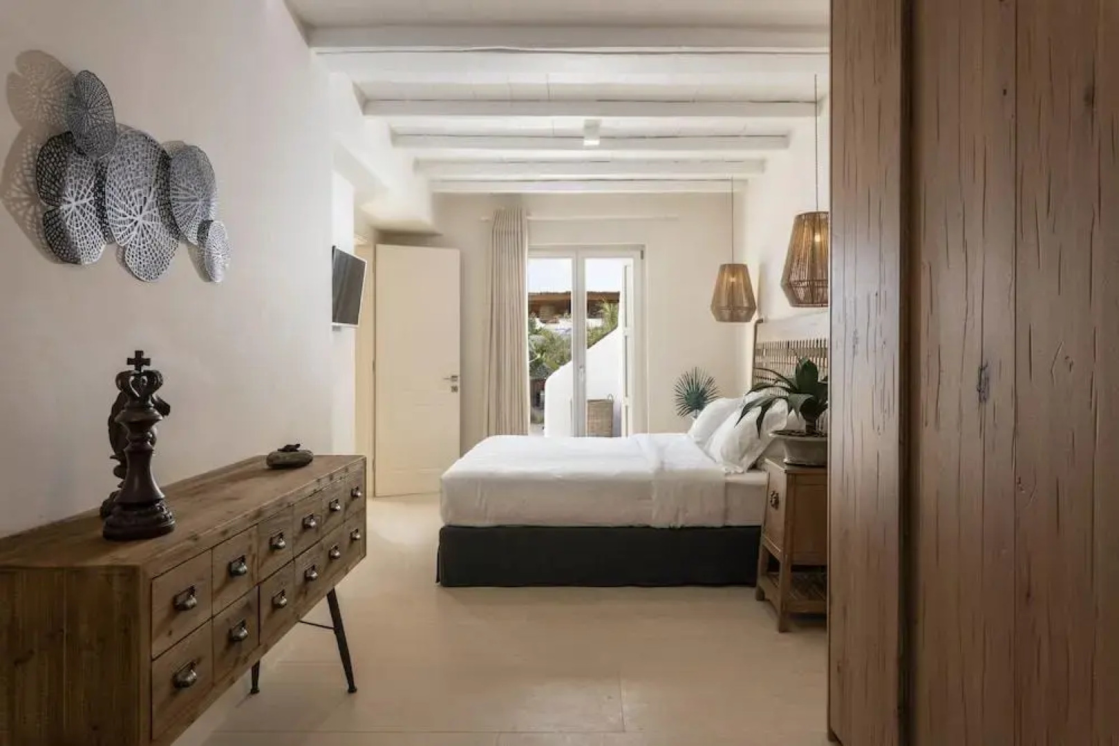 Villa Veneta at Ornos Sea View