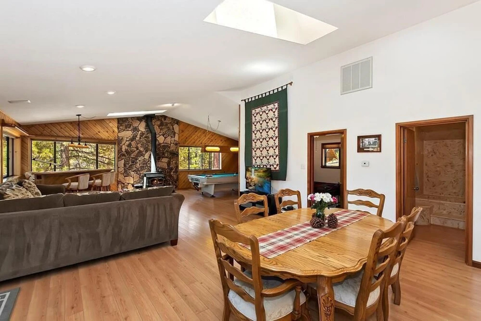 033 - Bruin Trail Retreat