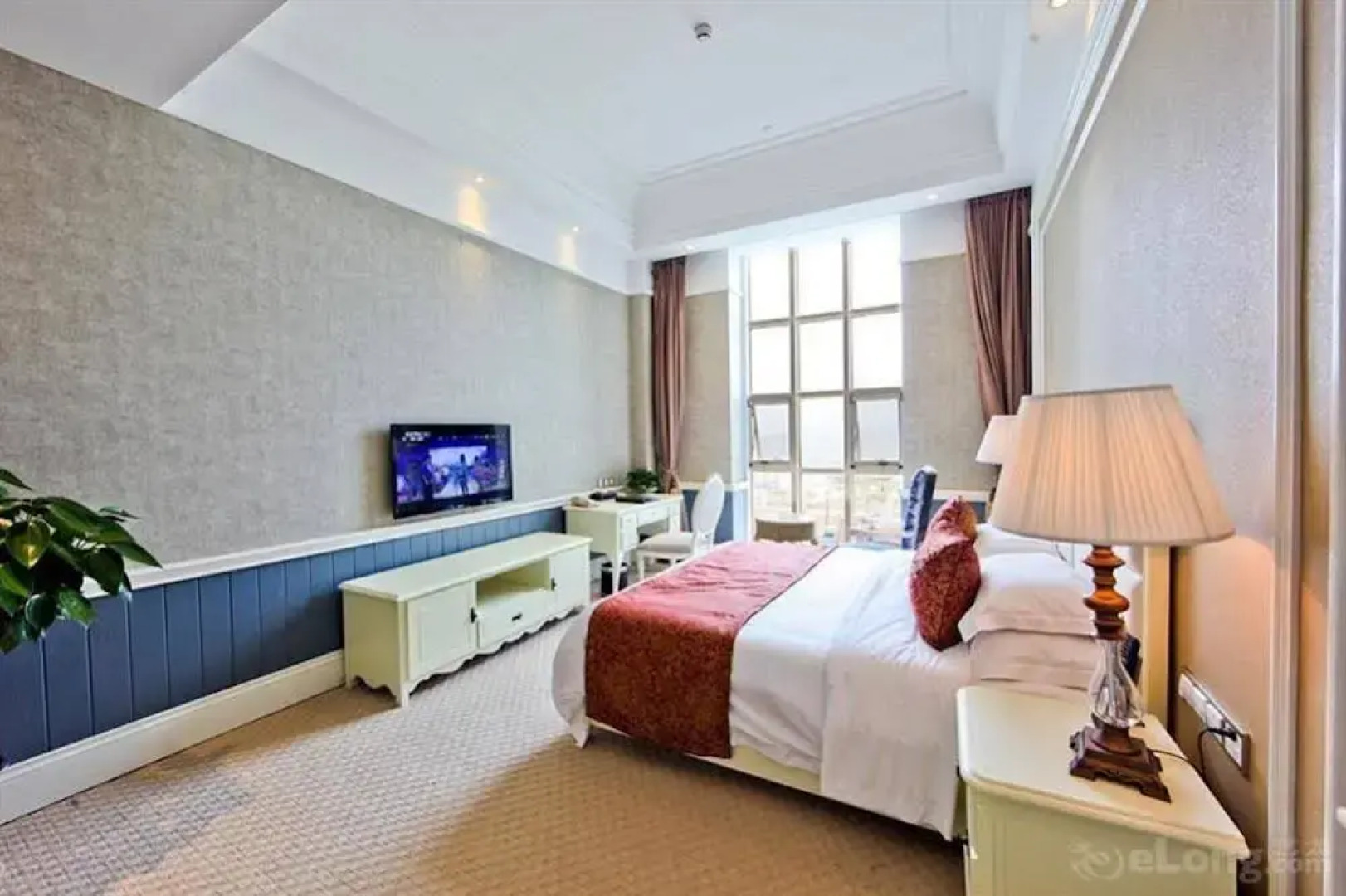 Yantai Blue Sky Hotel