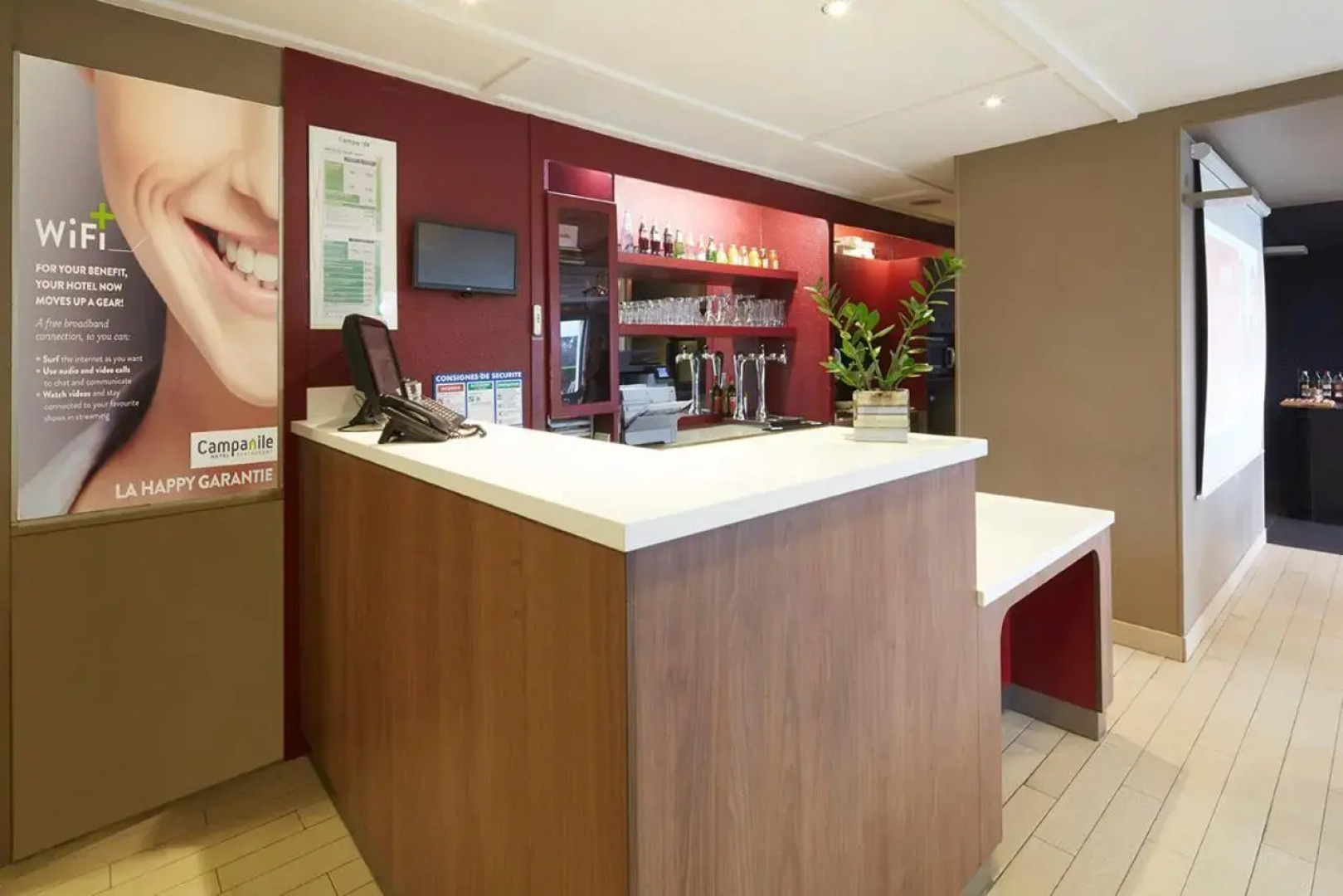 Campanile NATURE - Dijon Est Saint-Apollinaire