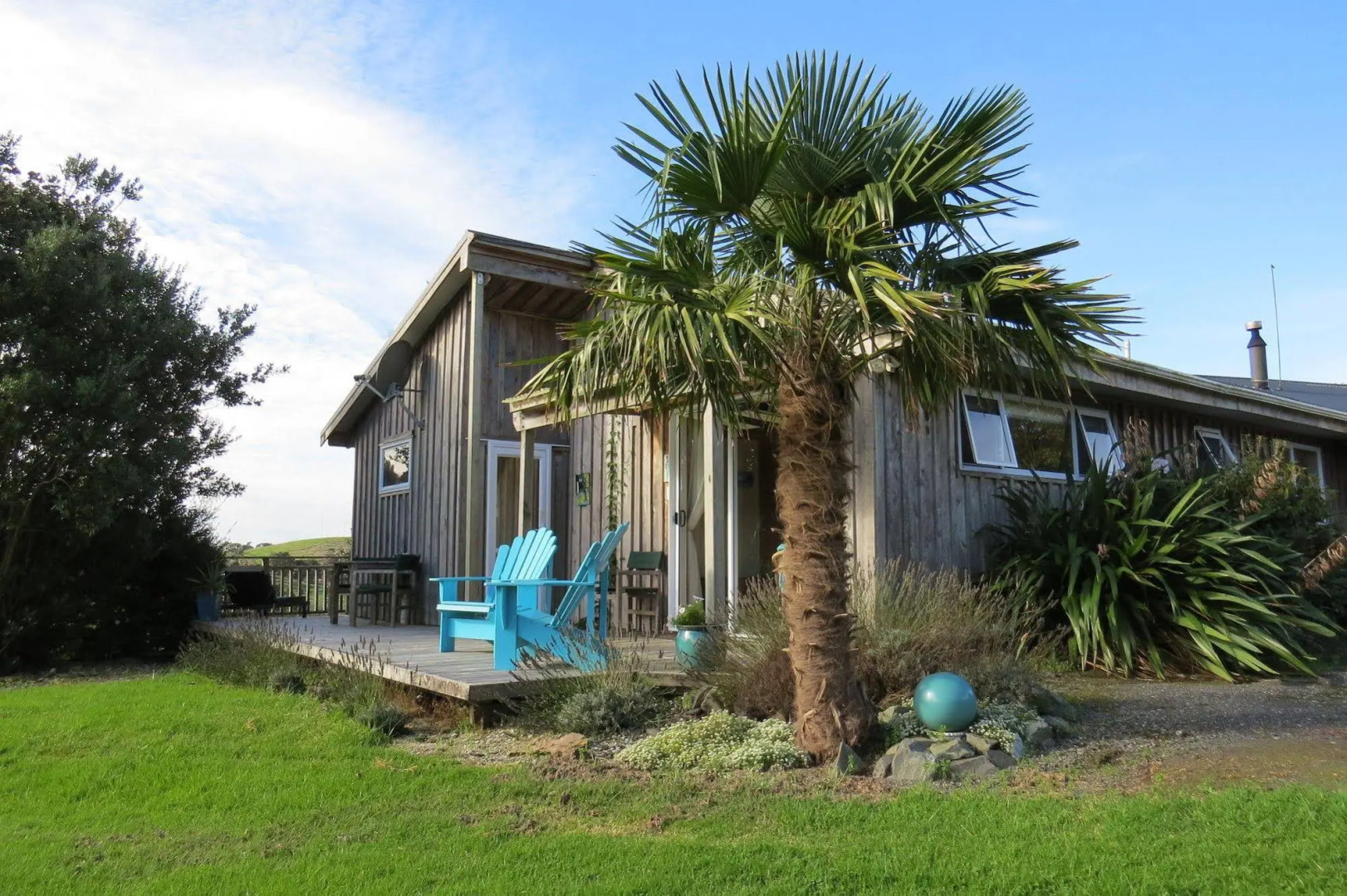 Westwind Homestay B & B