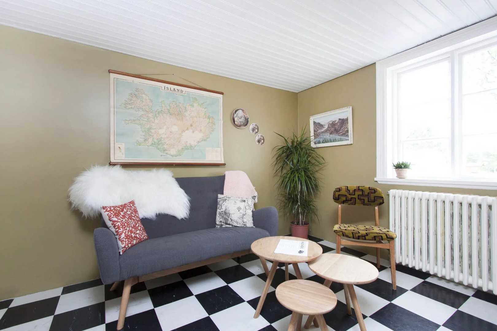 SKYR Guesthouse