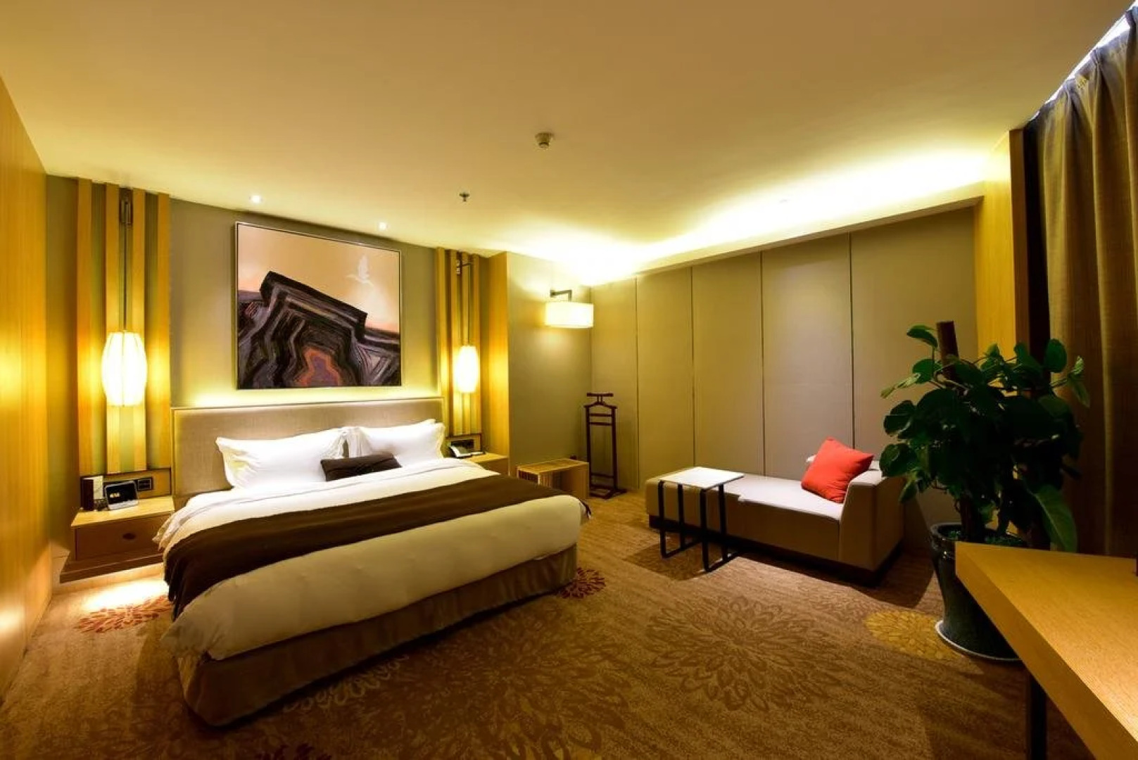 Grand Metropark Orient Hotel