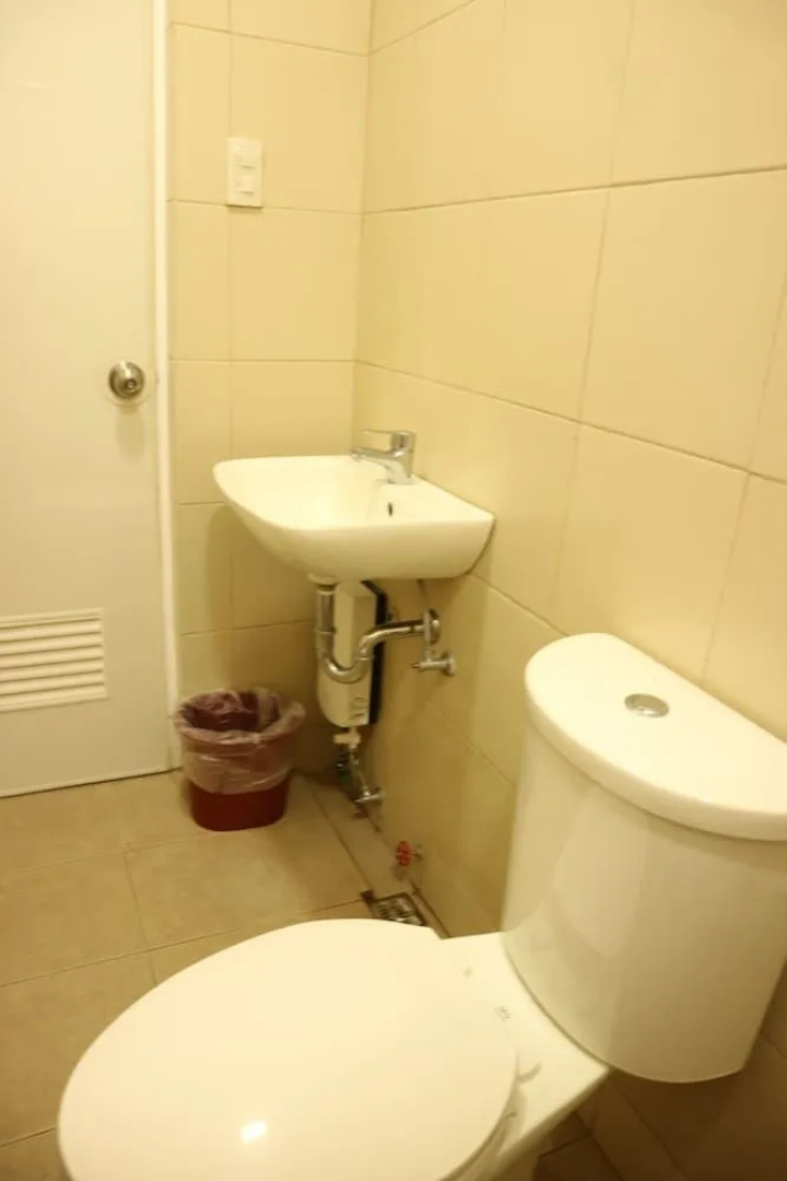 Gateway 21 Hotel and Dormitel