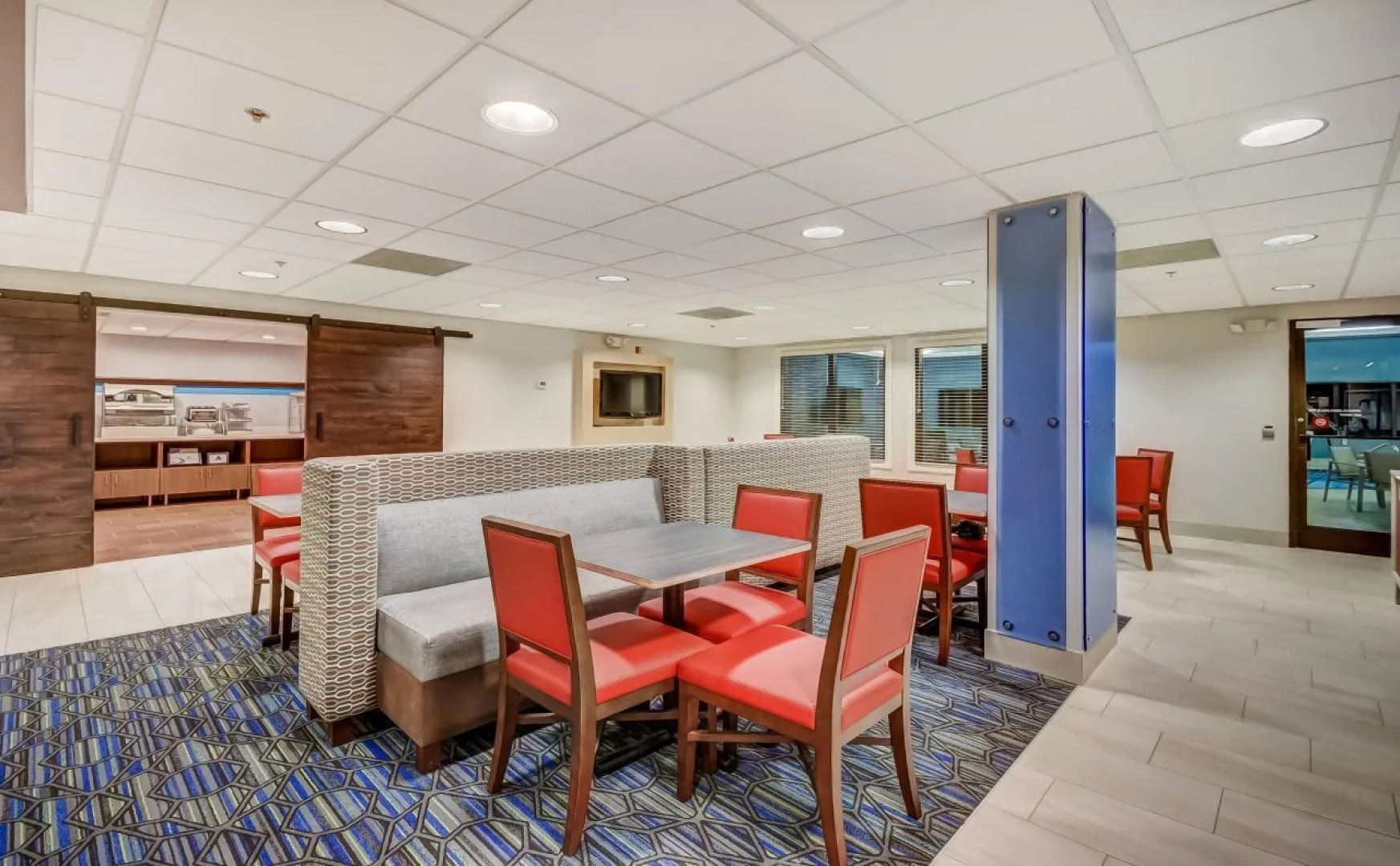 Holiday Inn Express & Suites Greenville Airport by IHG