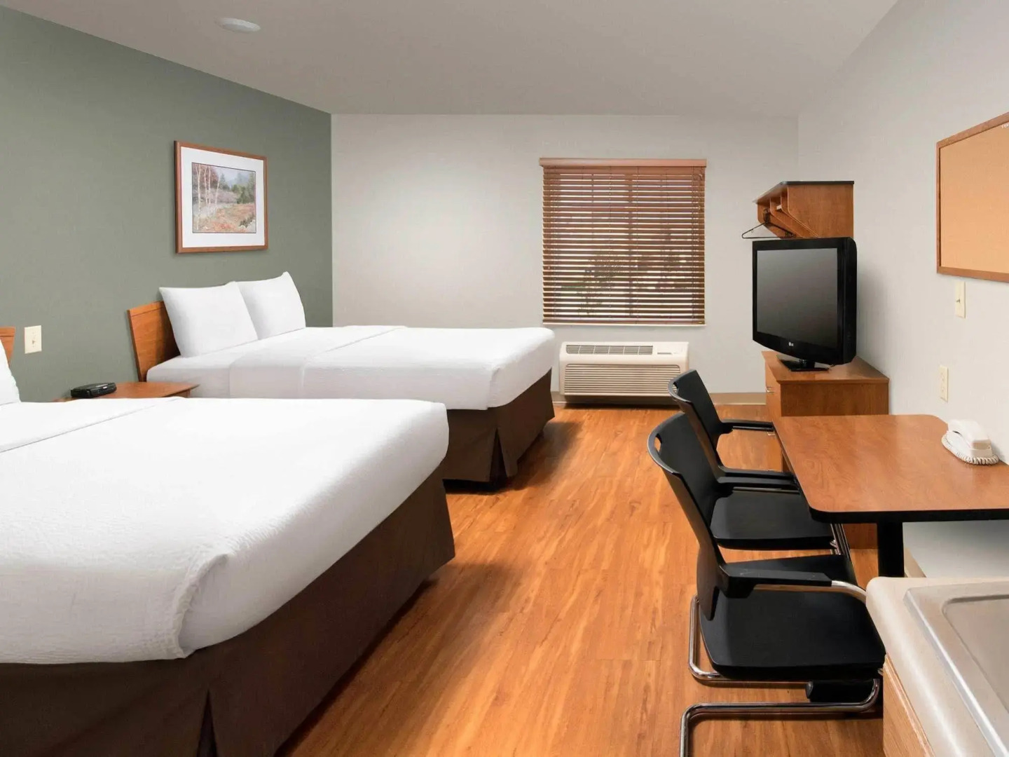 Woodspring Suites Ogden