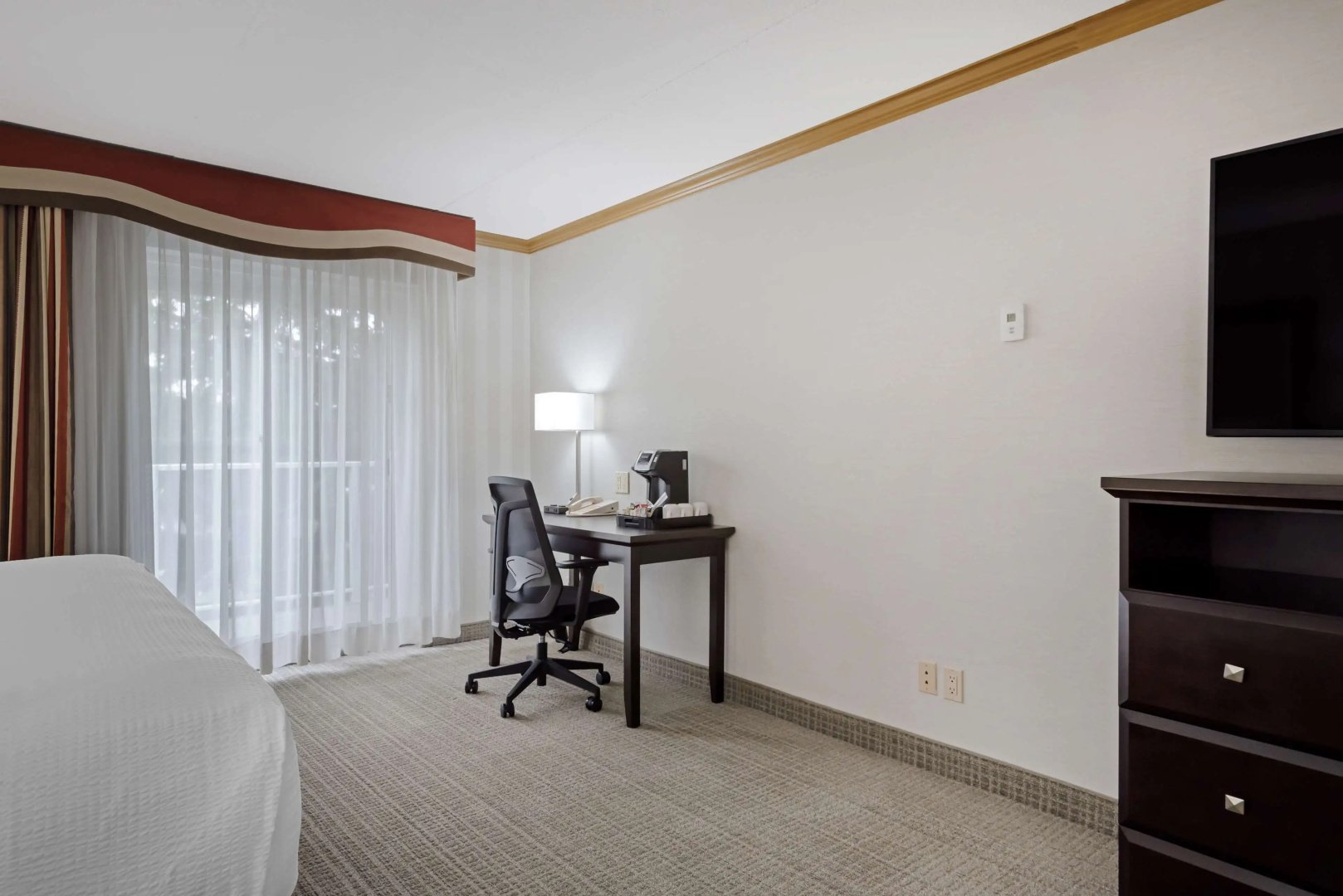 Best Western Plus Port O'Call Hotel