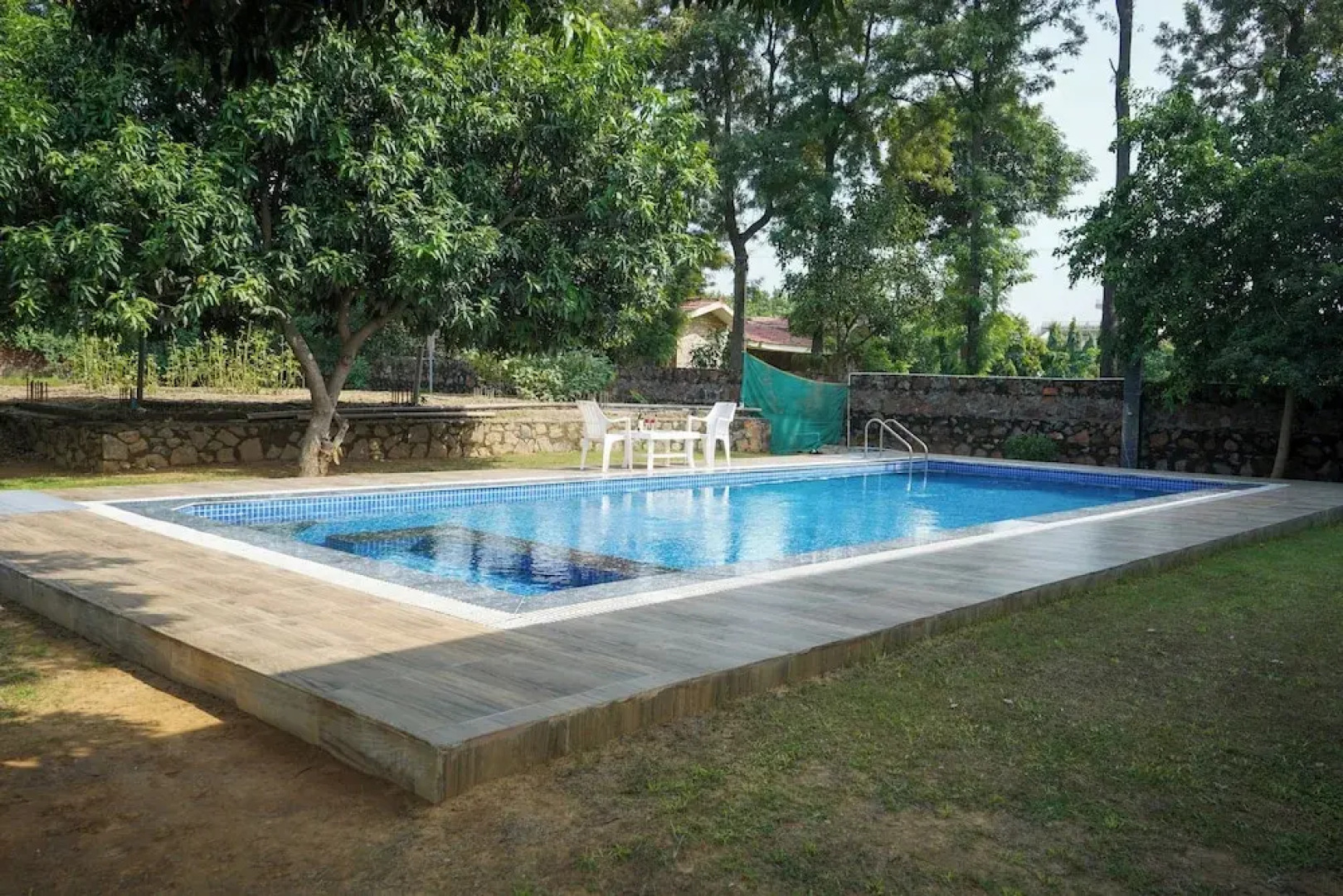 Alaya Stays 5 BHK Pet friendly with pvt pool - Ashirwad Farms