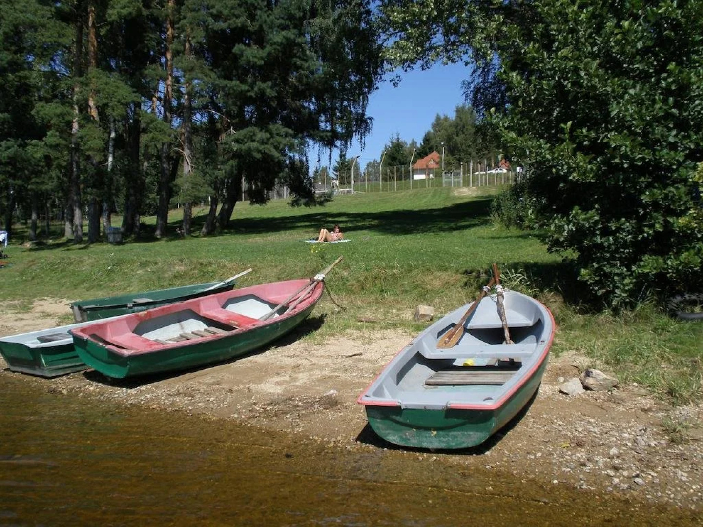 EA Apartmány Na Jezeře